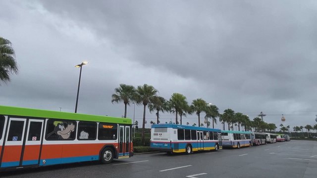 Nors uraganas „Milton“ susilpnėjo, pavojus išlieka: kyla grėsmė turistų pamėgtam objektui