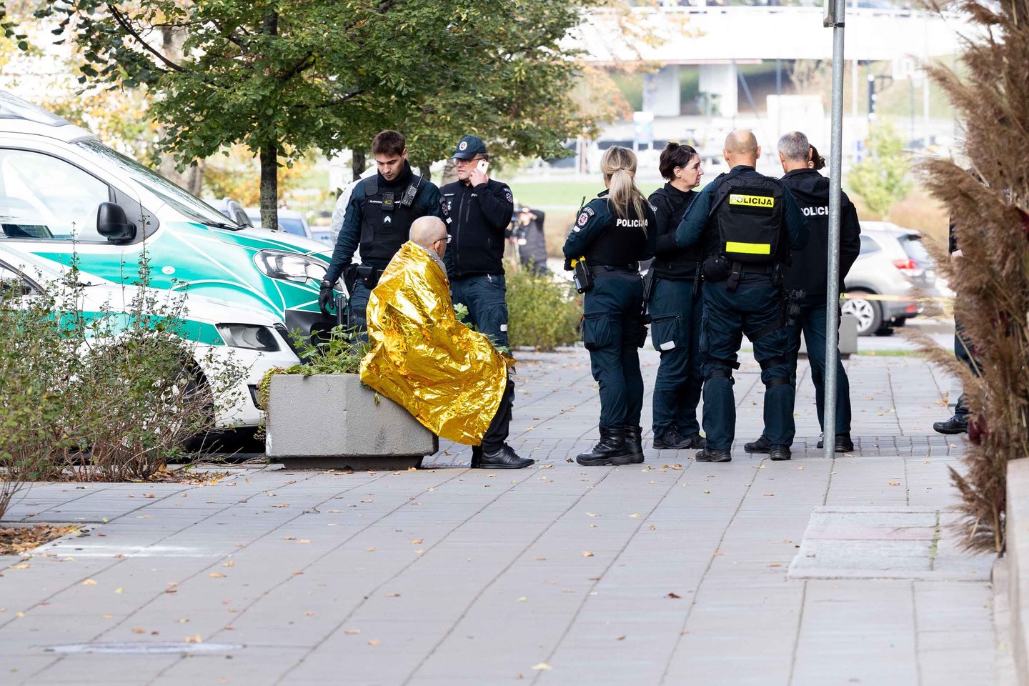  Kadrai iš Vilniaus centro po šūvių į pareigūnus.<br> T.Bauro nuotr.