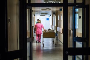 Gydė nebūtas žaizdas? Klaipėdos poliklinika įtariama pasigviešusi 319 tūkst. eurų