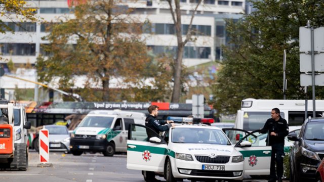 Vilniaus centre nušautas advokatas – pirmas atvejis per Nepriklausomybę: kritiką pažėrė A. Bilotaitei ir R. Požėlai