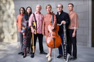 Jau šį savaitgalį į Vilnių atskrenda „Bang on a Can All-Stars“: garsiojo Niujorko kolektyvo koncertas su R. Sakamoto muzika