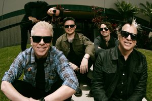 Legendiniai rokeriai „The Offspring“ pirmą kartą koncertuos Lietuvoje