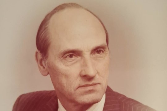 Alt photo text