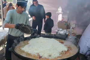 Papasakojo, kaip gaminamas uzbekiškas plovas: keli ingredientai mums neįprasti