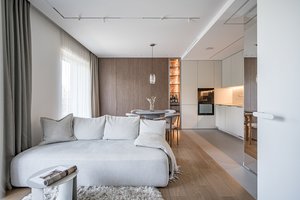 Vilniečių poros butas šalia parko – nedidelis ir jaukus