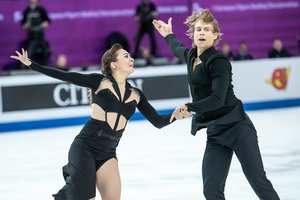 Naująjį dailiojo čiuožimo sezoną Allison Reed ir Saulius Ambrulevičius pradėjo sėkmingai