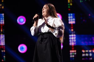 „X faktoriaus“ scenoje – mergina, kurios žavesys stebina: tolimųjų reisų vairuotoja Greta sulaužė visus stereotipus