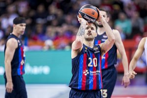 „Barcelona“ ne tik patyrė pirmąjį pralaimėjimą čempionate, bet prarado N. Laprovittolą