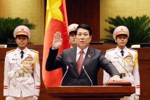 Naujuoju Vietnamo prezidentu paskirtas kariuomenės generolas