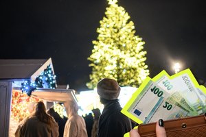 Pastebi, kad vis daugiau lietuvių didžiąsias metų šventes sutinka ne namuose: į šias vietas užsako net Kūčių vakarienę