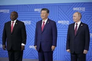 BRICS šalių lyderiai ragina „neeskaluoti konfliktų“ ir ieškoti diplomatinių sprendimų