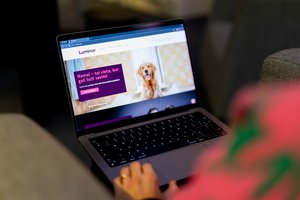 Moteriai teko nusivilti iš banko išgirdus „ne“: nustebsite sužinoję, kas jai sutrukdė gauti kreditą