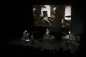 Festivalio „Gaida“ dienoraštis. Trečioji diena: poeto atminimui