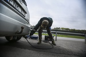 Visoje Lietuvoje patikrino šimtus automobilių – rezultatai nustebino ir pačius inspektorius