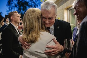 G. Nausėda: nenoriu versti V. Blinkevičiūtę pasirašyti krauju, kad ji tikrai bus premjerė