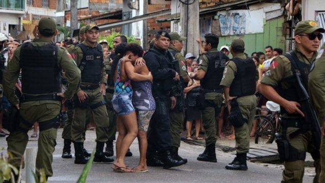 Po šaudynių Brazilijoje – chaosas ir panika: vykdomos operacijos prieš nusikaltėlius