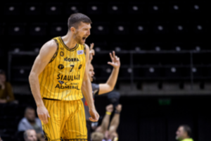 Išgirskite: „Šiaulių“ kapitonas S. Kulvietis akistatoje prieš „Neptūną“ segėjo mikrofoną