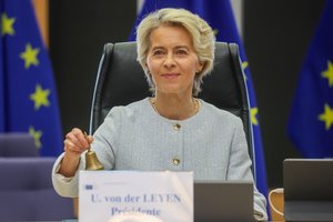 Balkanuose besilankanti U. von der Leyen atšaukė susitikimą su Serbijos premjeru