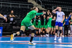 Lietuvos rankininkės triuškinama pergale pradėjo pasaulio čempionato atrankos turnyrą