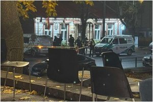 Kauno centre – šeimos drama: girtas ir ginkluotas medžiotojas namuose smurtavo prieš seserį, teko kviesti „Arą“