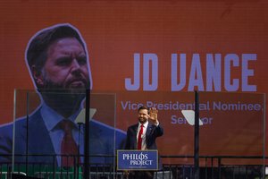 D. Trumpo dešinioji ranka J. D. Vance'as atsisako vadinti V. Putiną priešu: ragina derėtis su Rusija