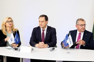 LLRA-KŠS išrinkti parlamentarai gavo siūlymus jungtis prie LVŽS ir „Vardan Lietuvos“