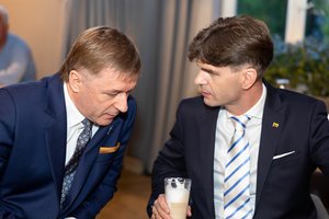 Dėl valdančiosios koalicijos LVŽS derėsis be R. Karbauskio ir I. Vėgėlės