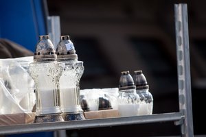 Lenkija – tarp lyderiaujančių kapinių žvakių eksportuotojų pasaulyje: nusileidžia tik Kinijai