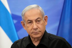 B. Netanyahu pareiškė, kad Iranas siekia sukaupti branduolinių bombų „atsargas“ ir sunaikinti Izraelį
