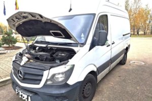 Prieš mėnesį teises pragėręs kaunietis prisidirbo dar labiau: vairavo Jungtinėje Karalystėje vogtą mikroautobusą