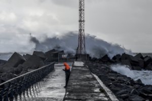 Sinoptikai įspėja apie pavojingus reiškinius: stiprėjantis vėjas įsismarkaus iki 25 m/s