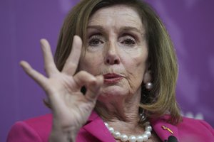 JAV politikės N. Pelosi vyrą užpuolęs ir sužeidęs asmuo kalės iki gyvos galvos