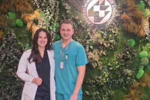 Jauna medikų šeima pasirinko Panevėžį – ligoninėje dirba tai, apie ką svajojo