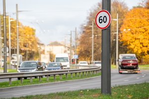 Įspėja vairuotojus: šioje vietoje – svarbūs leistino greičio pokyčiai
