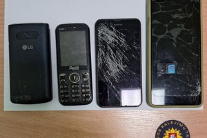 Pravieniškių kalėjime – du telefonų permetimai