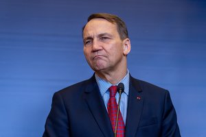 Lenkijos užsienio reikalų ministras R. Sikorskis nori kandidatuoti 2025 m. prezidento rinkimuose