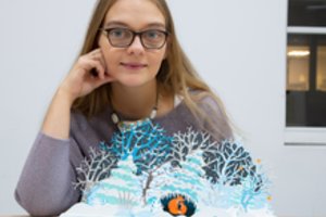 Lietuvių iliustruotoja Elena Selena erdvinėje knygoje apgyvendino vaikystės herojus: Paryžiuje juos pristatė Pompidou centre