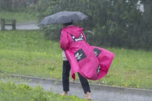 Ilgasis savaitgalis bus itin nemalonus: pūs itin stiprus vėjas, gali pasirodyti pirmasis sniegas