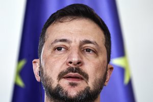 Iš V. Zelenskio – žinia dėl Šiaurės Korėjos karių Kursko regione, apgailestaujama dėl Vakarų reakcijos