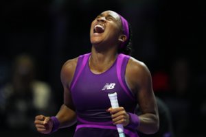 Įspūdingą sugrįžimą surengusi C. Gauff laimėjo „WTA Finals“ turnyrą ir susižėrė įspūdingą piniginę sumą