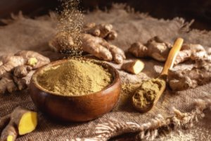 Imunitetui palankūs prieskoniai ir žolelės: kas padeda išvengti peršalimo?