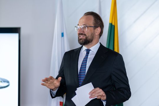 Su biudžeto planais ne viskas taip paprasta: augins infliaciją, iššūkių kels didėjanti valstybės skola