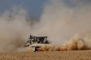 Izraelis paskelbė apie humanitarinės zonos išplėtimą Gazos Ruože