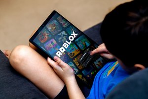 Daugiau liūdesio vaikams, mažiau nerimo tėvams: „Roblox“ platformoje – pokyčiai