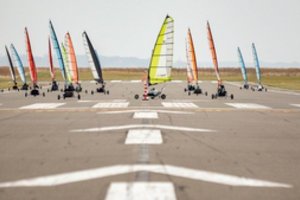 Vėjaračių čempionatas: rekordinis dalyvių skaičius ir klastingi vėjai