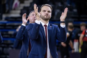 V. Buzas Utenos nepalieka: strategas talkins K. Kemzūrai