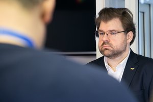 Teismas K. Bartoševičiaus byloje apklaus nukentėjusiųjų nepilnamečių sveikatos būklę vertinusias ekspertes