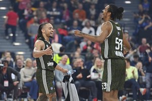 Eurolygos sezono rekordą pagerinę „Bayern“ nepadoriai pervažiavo ALBA