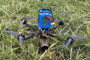 Ukrainos instruktoriai Lietuvoje: dronų technologijos – esminis ginklas stiprinant Lietuvos saugumą