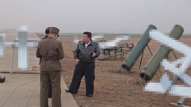 Dar vienas pavojingas Kim Jong Uno nurodymas: įsakė masiškai gaminti „savižudžius dronus“